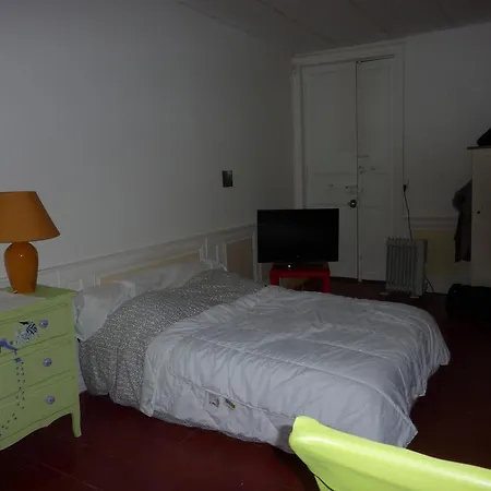 Chez Josette Apartment *